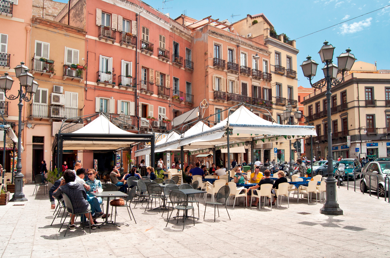 Piazza-Yenne-Cagliari