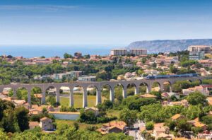 The Aygalades viaduct in Marseille, part of a railway that passes through the Côtes de Provence appellation