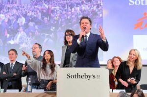 Alain Suguenot, Jean Reno, Eva Longoria, Zabou Breitman, Dominic West and Aurélie Vandevoorde at the Hospices de Beaune 2024 auction.