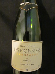 ,(BWS); CHAMPAGNE (France) {LES PIONNIERS} 75cl [2024] {5000128 623643}